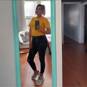 Meet your Posher, Gladys